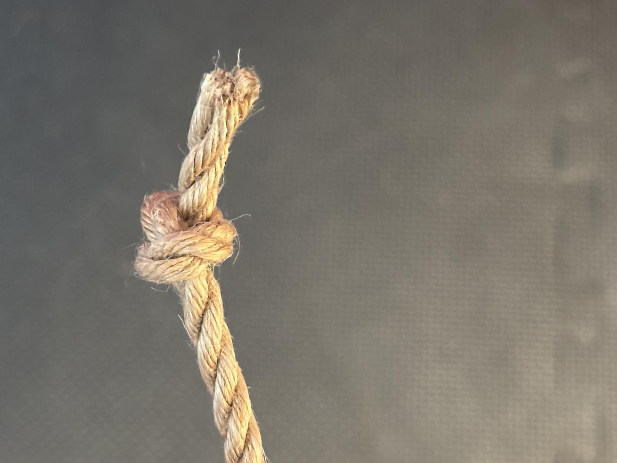 Knotted end